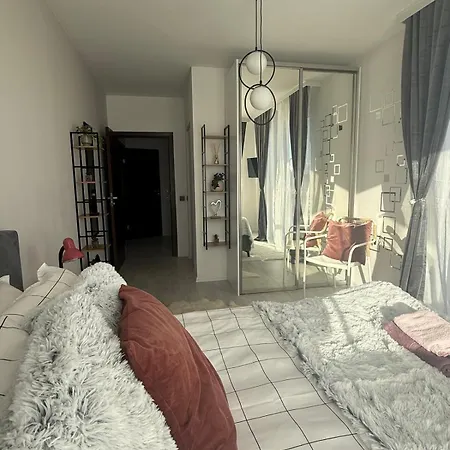 The Tower - Lovely @ Royal Towers Appartement *