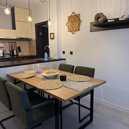 The Tower - Lovely @ Royal Towers Appartement