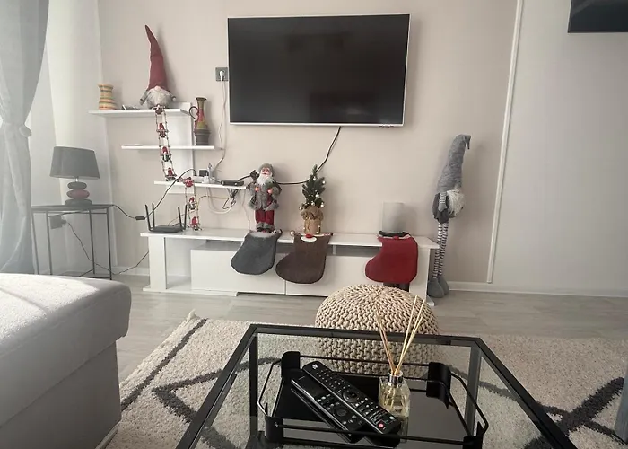 The Tower - Lovely @ Royal Towers *